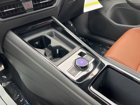 New 2026 Volkswagen Tiguan SEL R-Line image 19