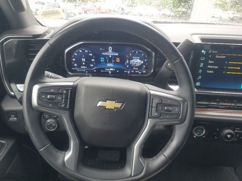 Used 2024 Chevrolet Silverado 1500 LT AWD/4WD image 21