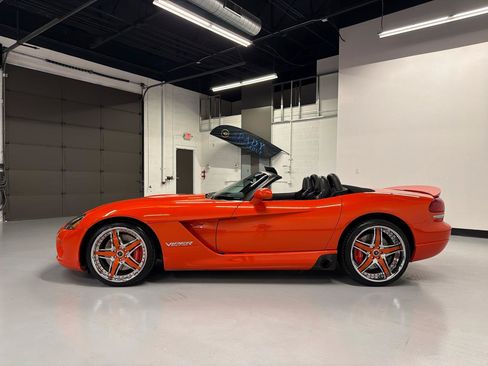 Used 2008 Dodge Viper SRT-10 RWD image 4