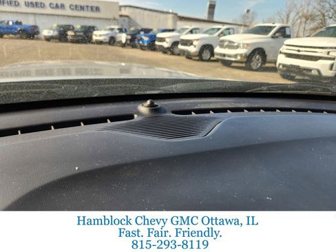 Used 2021 Dodge Challenger GT w/ Plus Package image 8