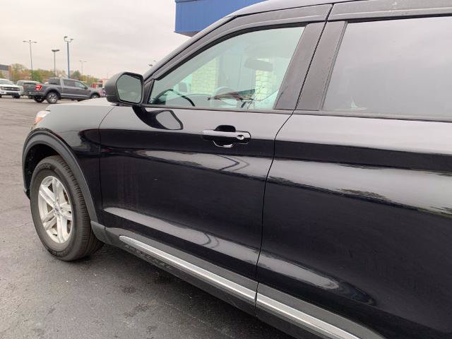 Certified 2021 Ford Explorer XLT w/ Equipment Group 202A AWD/4WD image 11