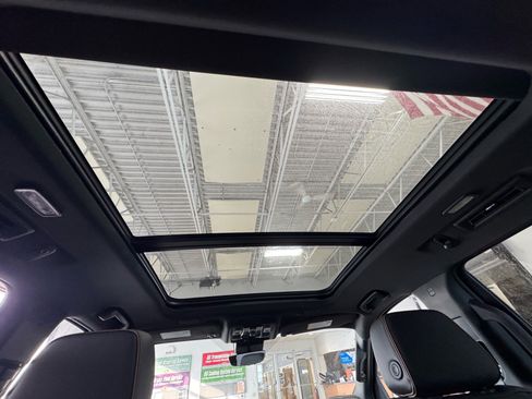 New 2026 GMC Yukon AT4 w/ AT4 Premium Package image 10