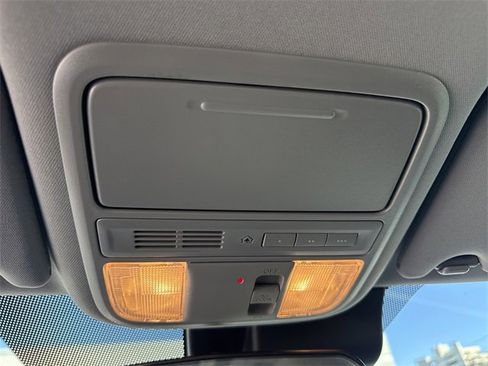 Used 2021 Honda Ridgeline Sport image 26