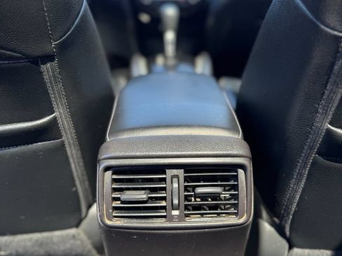 Used 2016 Nissan Rogue SL w/ SL Premium Package AWD/4WD image 26