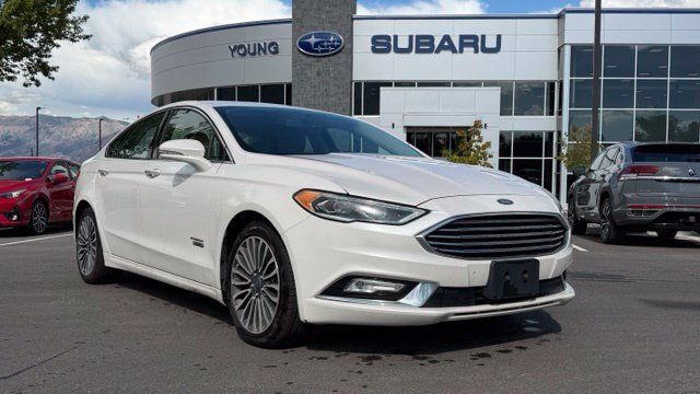 Used 2017 Ford Fusion Energi SE FWD image 1