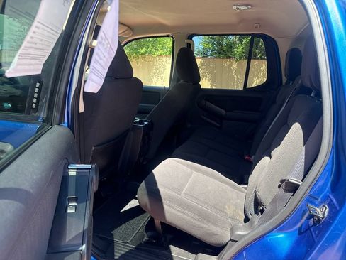 Used 2010 Ford Explorer Sport Trac XLT AWD/4WD image 18