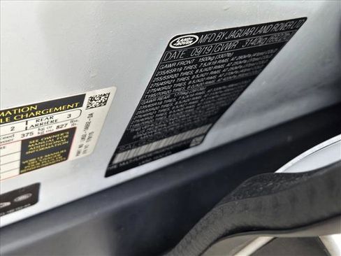 Used 2020 Land Rover Range Rover HSE image 22