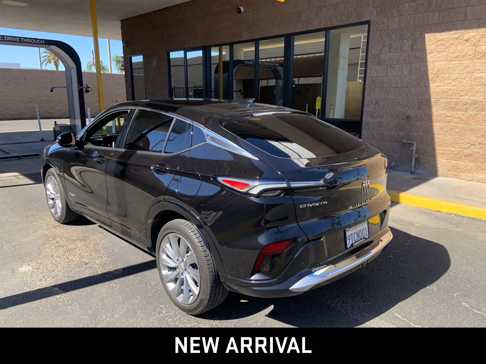 Certified 2025 Buick Envista Avenir FWD image 6