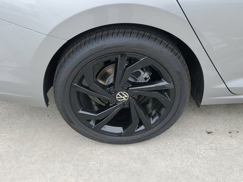 New 2026 Volkswagen Jetta SE image 5