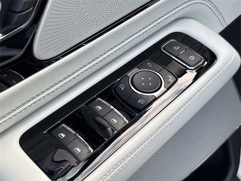 New 2026 Lincoln Aviator Black Label w/ Jet Appearance Package image 23