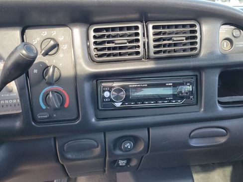 Used 1999 Dodge Ram 1500 Truck 4x4 Regular Cab image 15