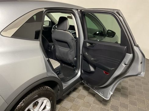 Used 2022 Ford Escape SE w/ Cold Weather Package AWD/4WD image 34