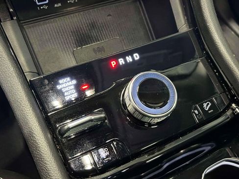 Used 2023 Jeep Grand Cherokee 4WD 4xe w/ Luxury Tech Group II image 33