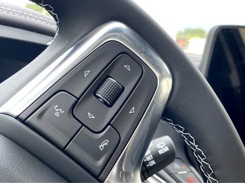 New 2024 Chevrolet Blazer LT w/ Sound & Technology Package AWD/4WD image 16