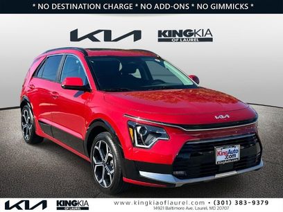 Used 2025 Kia Niro EX Touring