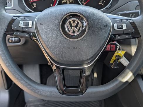 Used 2018 Volkswagen Jetta S FWD image 6