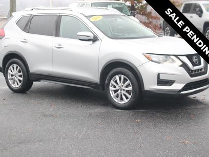 Used 2018 Nissan Rogue SV