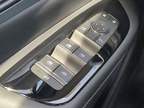 Certified 2025 Nissan Murano SL AWD/4WD image 22
