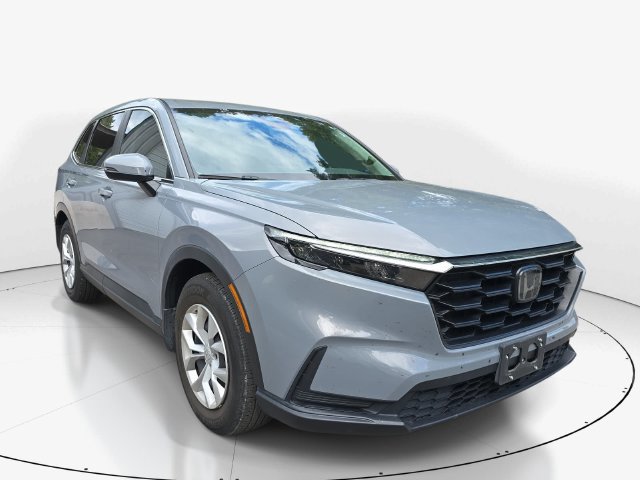 Used 2025 Honda CR-V LX image 3