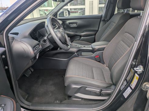 Used 2023 Honda HR-V Sport image 17