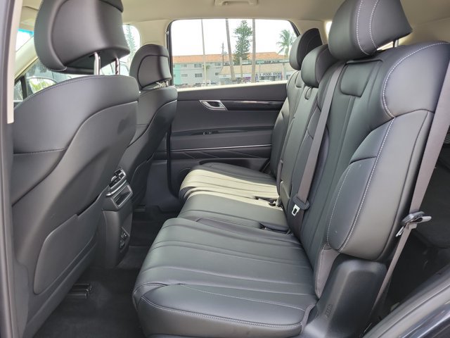 Certified 2026 Genesis GV80 2.5T RWD image 10