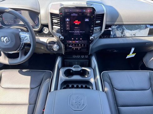New 2026 RAM 1500 Laramie AWD/4WD image 12