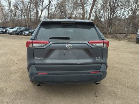 Used 2025 Toyota RAV4 XLE image 9