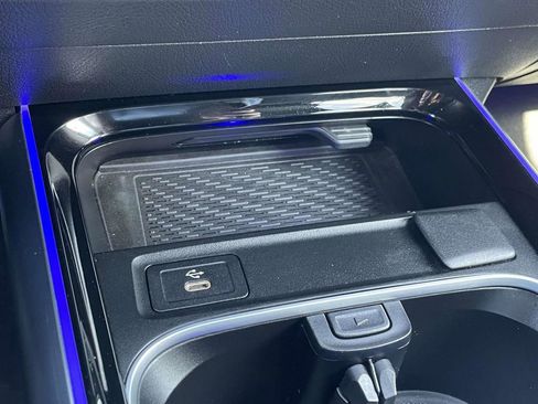 Used 2025 Mercedes-Benz GLA 250 4MATIC image 17