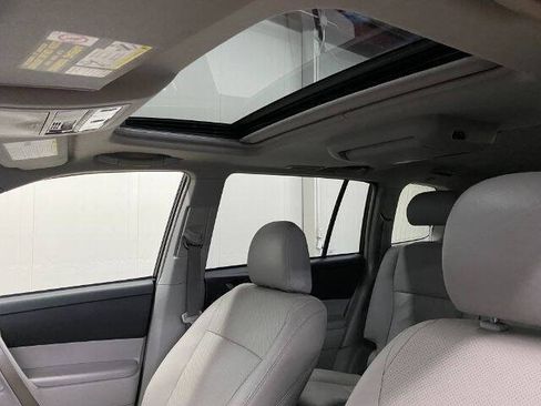 Used 2008 Toyota Highlander Sport AWD/4WD image 12