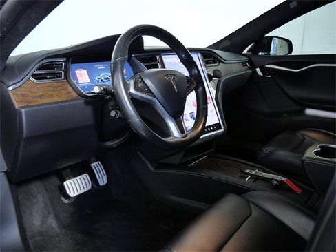 Used 2018 Tesla Model S P100D image 16
