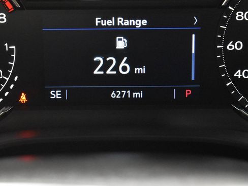 Certified 2025 Cadillac XT5 Premium Luxury w/ LPO, Floor Liner Package FWD image 23