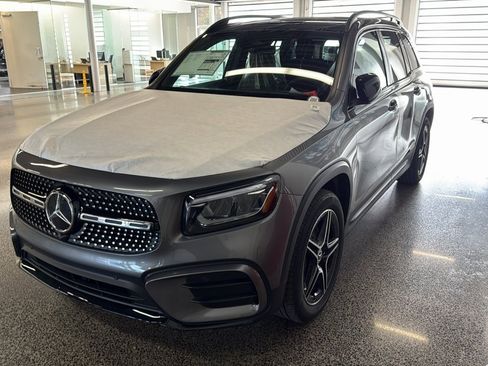 New 2026 Mercedes-Benz GLB 250 4MATIC image 1