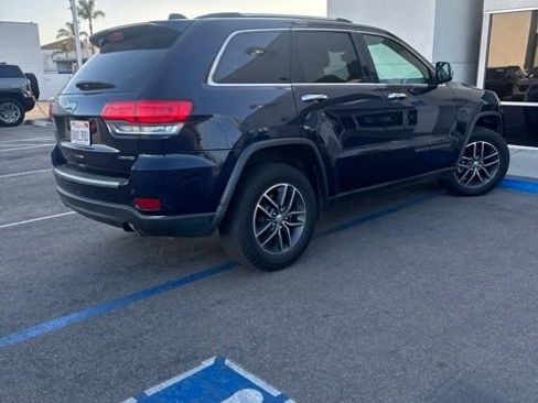 Used 2017 Jeep Grand Cherokee Limited RWD image 5