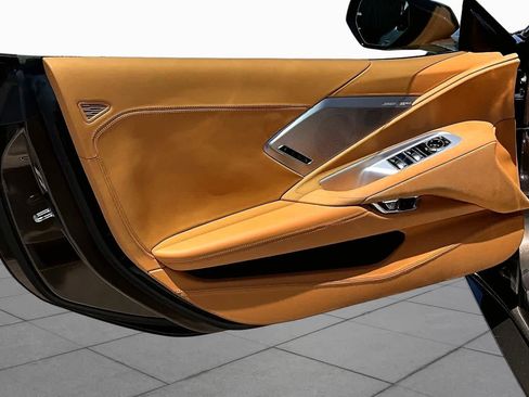 Used 2020 Chevrolet Corvette Stingray Premium Conv w/ 3LT Preferred Equipment Group RWD image 23