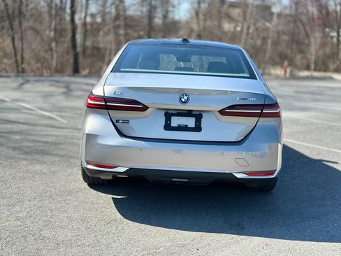 Certified 2025 BMW i5 xDrive40 w/ Executive Package AWD/4WD image 5