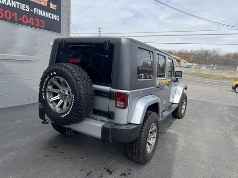 Used 2014 Jeep Wrangler Unlimited Sahara w/ Max Tow Package AWD/4WD image 8