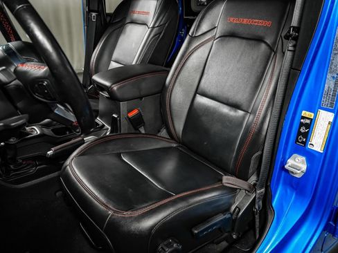 Used 2021 Jeep Wrangler Unlimited Rubicon AWD/4WD image 29