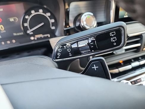 Used 2022 Lincoln Corsair FWD image 15
