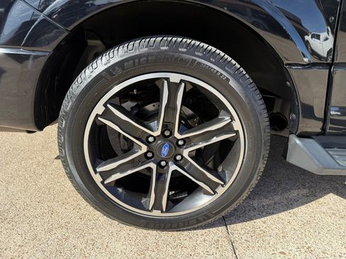 Used 2016 Ford Expedition EL XLT w/ Equipment Group 202A image 11