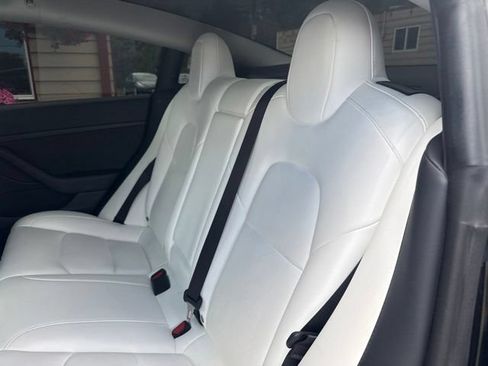 Used 2023 Tesla Model 3 Standard Range RWD image 13