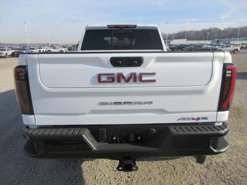 New 2026 GMC Sierra 2500 AT4X AWD/4WD image 6