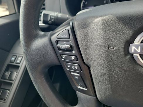 Used 2023 Nissan Frontier SV w/ Midnight Edition Package image 25