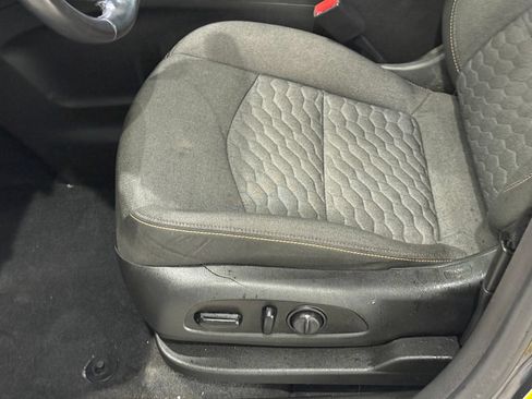Used 2021 Chevrolet Equinox LT FWD image 35
