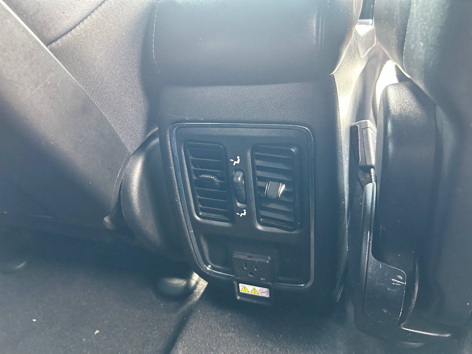 Used 2021 Jeep Grand Cherokee Laredo X AWD/4WD image 31