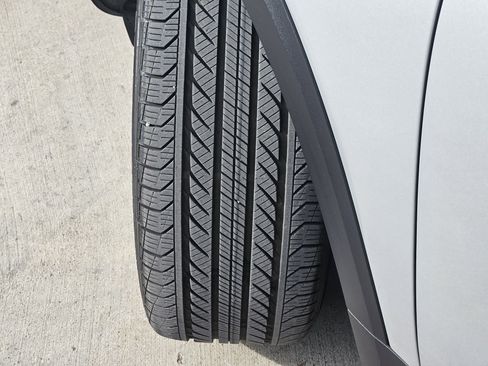 Certified 2022 Mercedes-Benz GLB 250 image 11