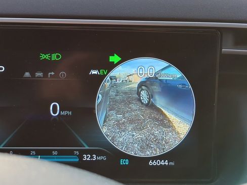 Used 2022 Hyundai Tucson Limited w/ Cargo Package image 24