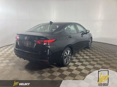 Used 2020 Nissan Versa SR w/ Convenience Package FWD image 6