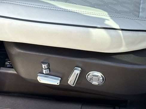 Used 2024 Lincoln Nautilus Black Label image 26