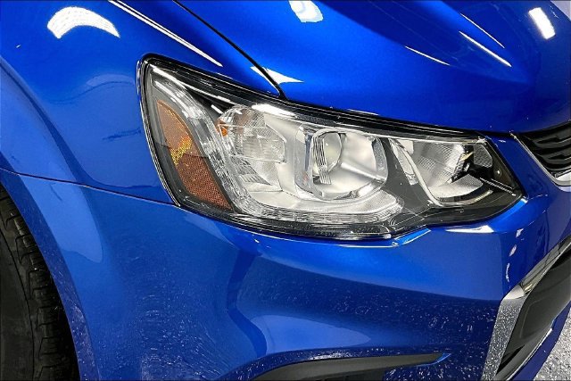 Used 2020 Chevrolet Sonic LT FWD image 27