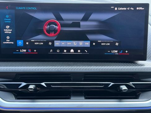 Used 2024 BMW XM AWD/4WD image 29